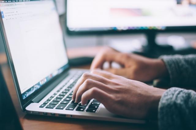 Enhancing Your Online Presence with Professional Social Media Services